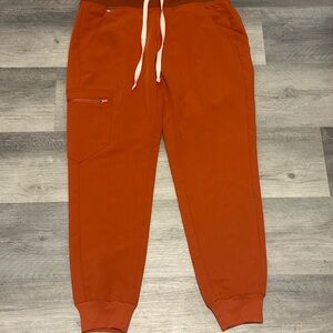 Fig’s Women’s Burnt Orange Jogger Pants
